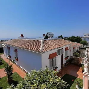 https://villahelusia.1costadelsol.com