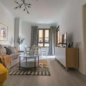https://city-center-nearby-the-beach-3bed-2bath-wifi.in-canary-islands.com